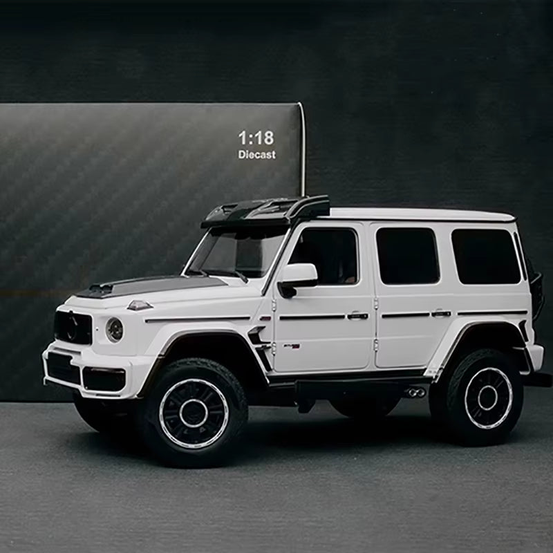 Almostreal 800 G-Class G 63 4X4 ² 1/18 Alloy Fully Open Car Model