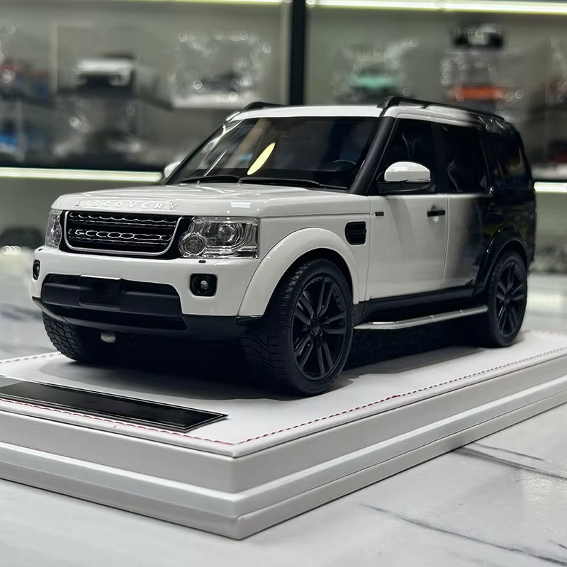 IVY Tailor 1/18 for Discovery 4 Limited Edition Resin Car Model
