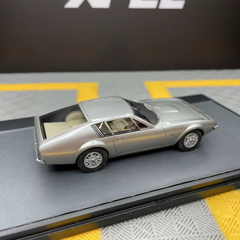 Matrix 1:43 Division CD Frua Coupe Simulation Car Model+Small Gift