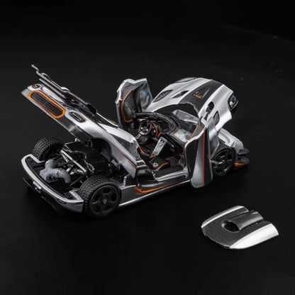 DCM 1:64 for Koenigsegg ONE1 Alloy Fully Open Simulation Car Model