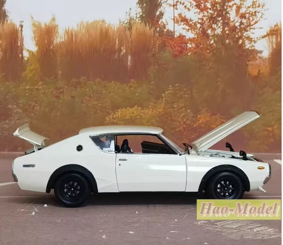 Kyosho 1:18 for Skyline 2000GT-R (KPGC110) Alloy Metal Diecast Car Model Ornaments Boys Birthday Gifts Hobby Display Collection