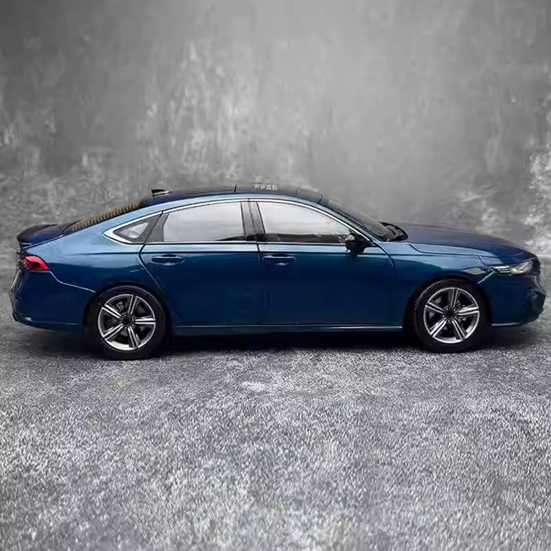 Original 1:18 for Yingshipai Alloy Car Model 2023 New INSPAIRE