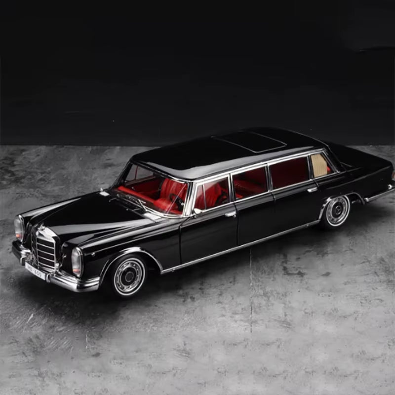 Kengfei 1:18 Pullman W100 600 Alloy Car Model Collection Car Model+Small Gift
