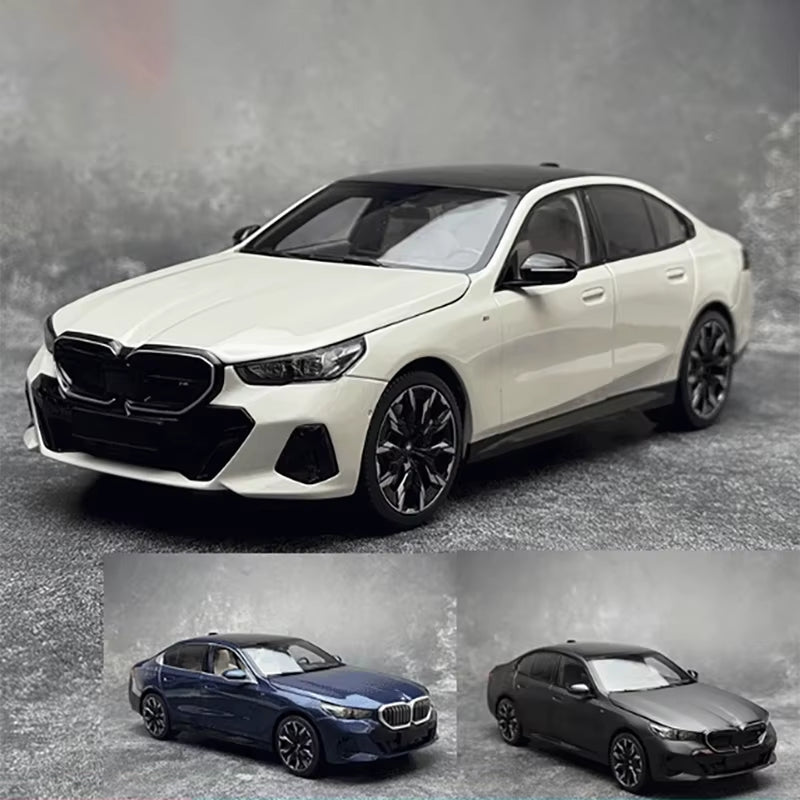 Minichamps 1:18 for I5 2023 Static Alloy Fully Open Car Model