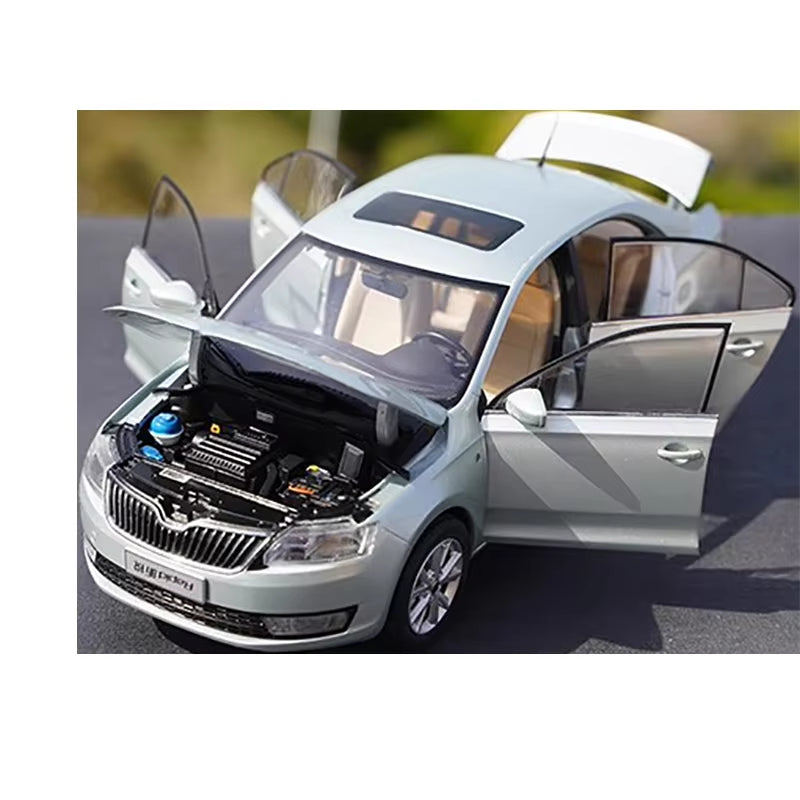 Skoda Xinrui 1:18 Original 2016 Skoda Alloy Automobile Model