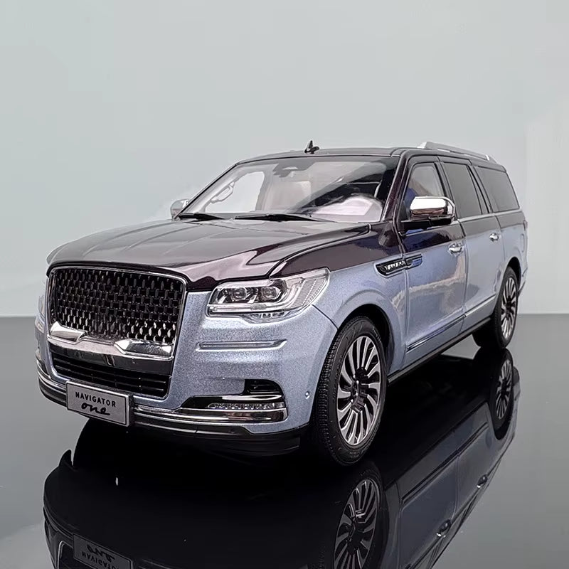 Original Car Model Navigator 1:18 Alloy Simulation Car Model Navigator