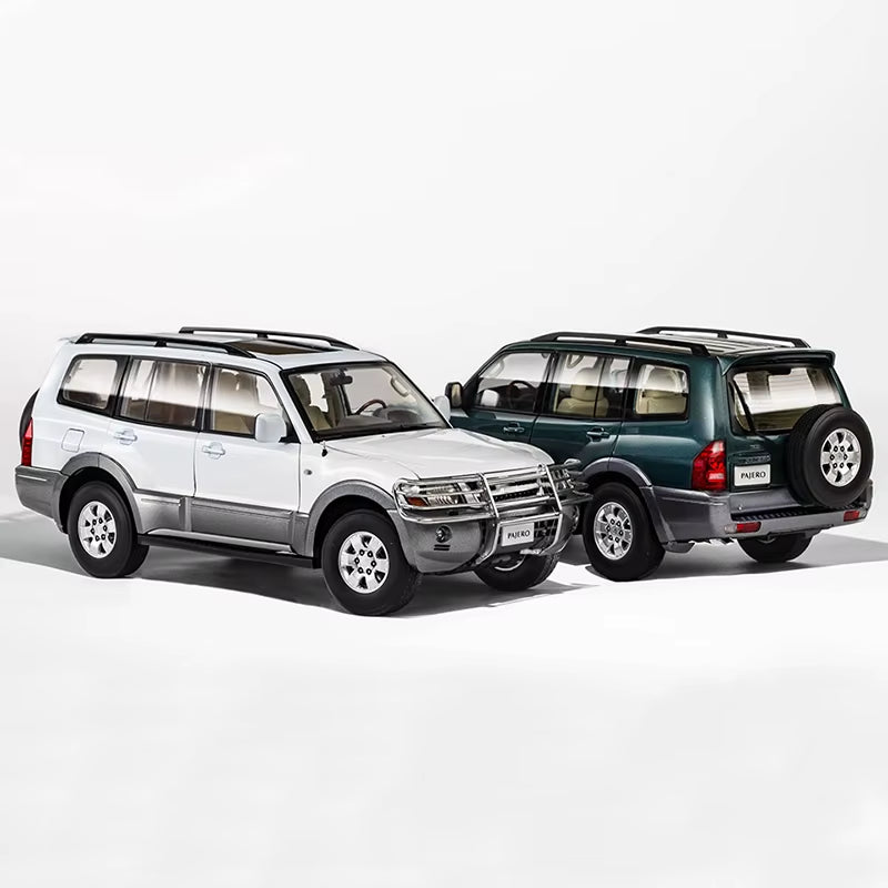 Yc Model 1: 18 Pajero Bobcat V73 off Road Alloy Fully Open Car Model