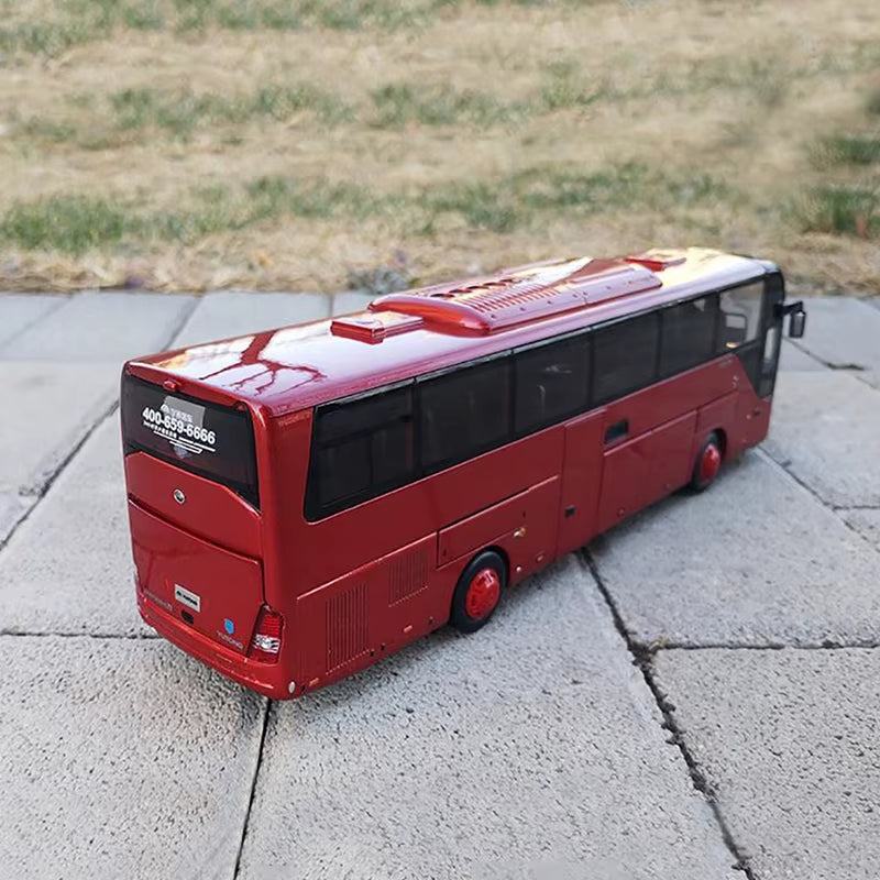 1: 42 Original Factory Yutong ZK6118HQY8Y Double Windshield Double Decker Touring Bus Model