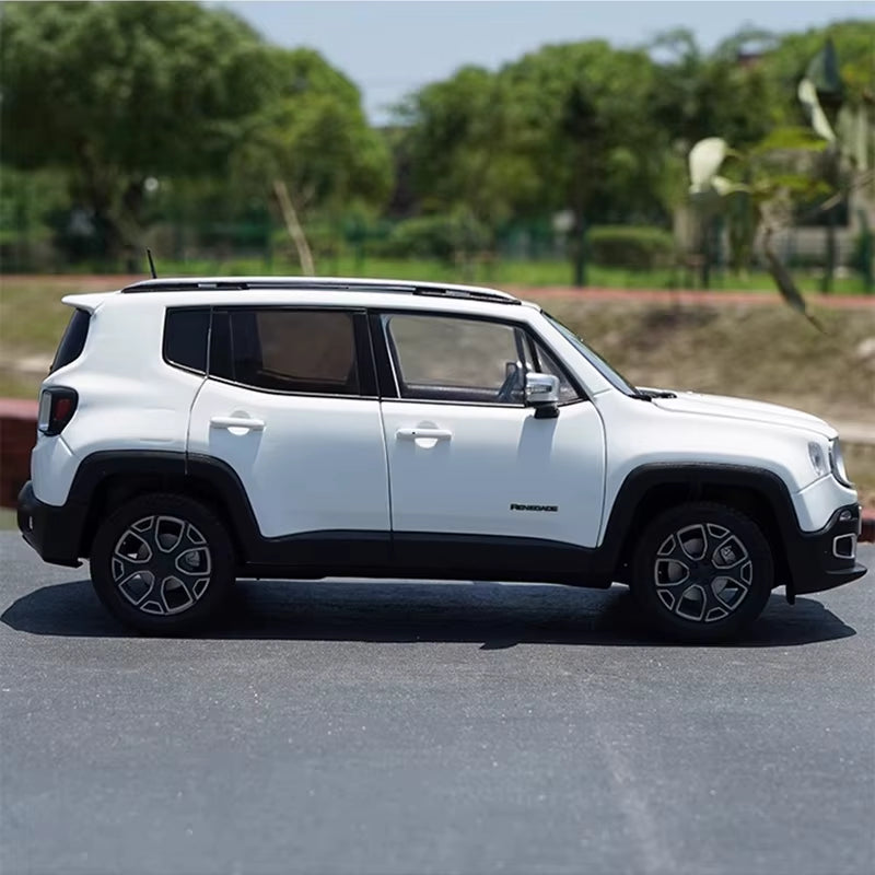 1: 18 Original for Free Hero Car Model Renegade Alloy Simulation Car Model