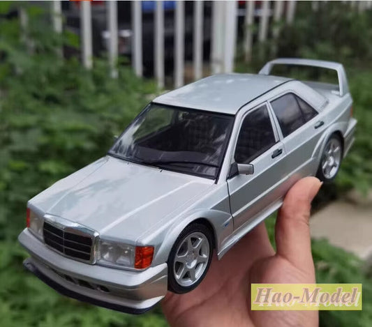 Solido 1/18 for Benz 190 W201 EVO Alloy Diecast Model Car Ornaments Toys Boys Birthday Gifts Hobby Display Collection Silver