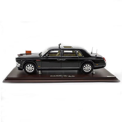 1: 24Th Century Dragon Hongqi Car Model Simulation Alloy Car Car Model Hongqi 70Th Anniversary Review Car Model