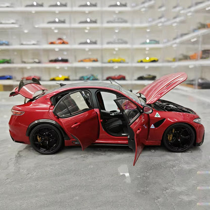 MH Alfa Romeo Giulia GTA Simulation Car Model 1 18 Collection Ornament