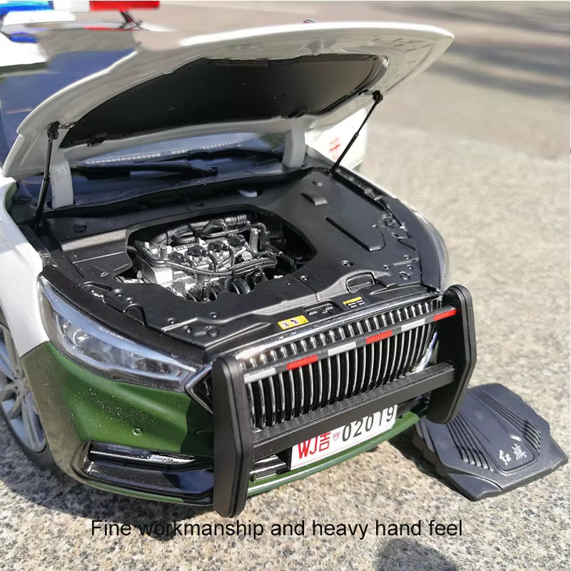 Original  Hongqi H5 Sedan Armed Version 1:18 Alloy Simulation Car Model