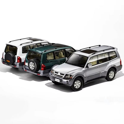 Yc Model 1: 18 Pajero Bobcat V73 off Road Alloy Fully Open Car Model