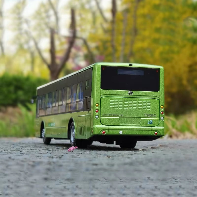 Original 1:42 Yutong Bus Bus Pure Electric E12 Bus Car Model Alloy Car Model