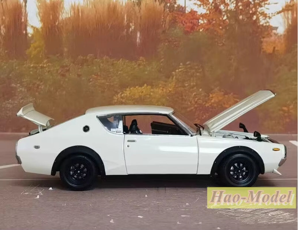 Kyosho 1:18 for Skyline 2000GT-R (KPGC110) Alloy Metal Diecast Car Model Ornaments Boys Birthday Gifts Hobby Display Collection