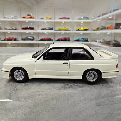 Minichamps 1:18 M3 E30 1987 Simulation Alloy Metal Car Model Collection Ornament