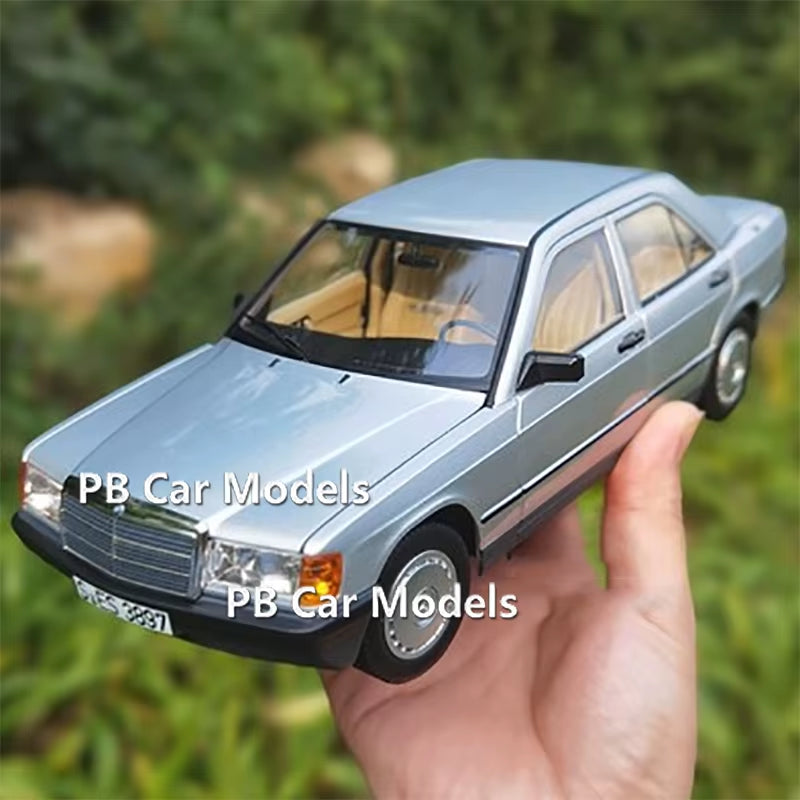 NOREV 1:18 1984 190E Alloy Full-Open Simulation Car Model+Small Gift