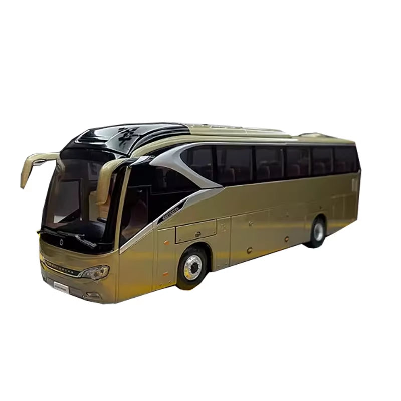 1:42 Alloy Car Model of the Original Xiamen Golden Travel Bus Jinlong XML6129 Pilot Bus