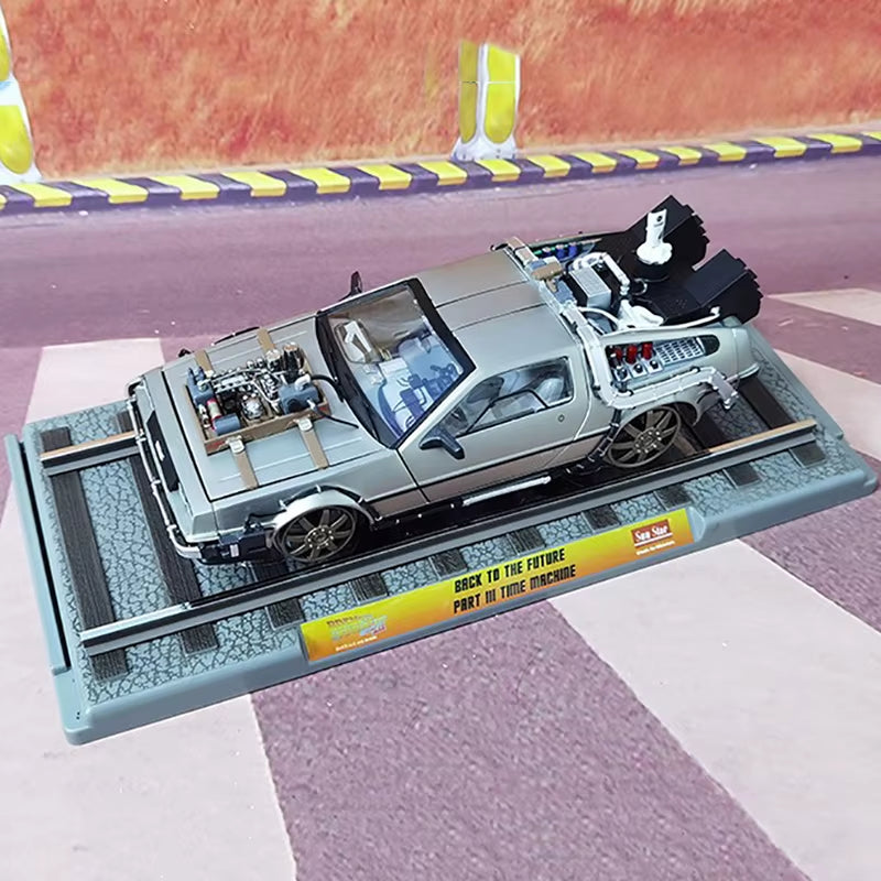 Sun Star 1:18 Returns to Future DMC12 Time Machine Flight Edition Railway Edition Alloy Car Model