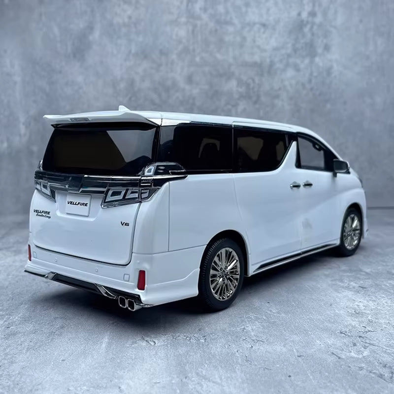 Kengfai 1:18 for Vellfire MPV Business Car Nanny Car Car Car Model Car Model Collection