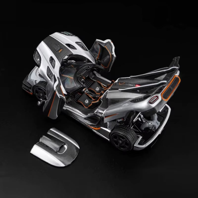 DCM 1:64 for Koenigsegg ONE1 Alloy Fully Open Simulation Car Model