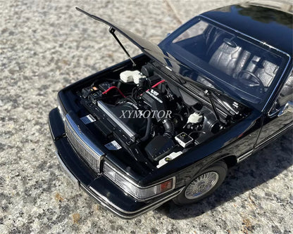 1/18 for Lincoln Town Car 1990 Second Generation Diecast Model Toys Hobby Cars Gifts Black Display Collection Ornaments