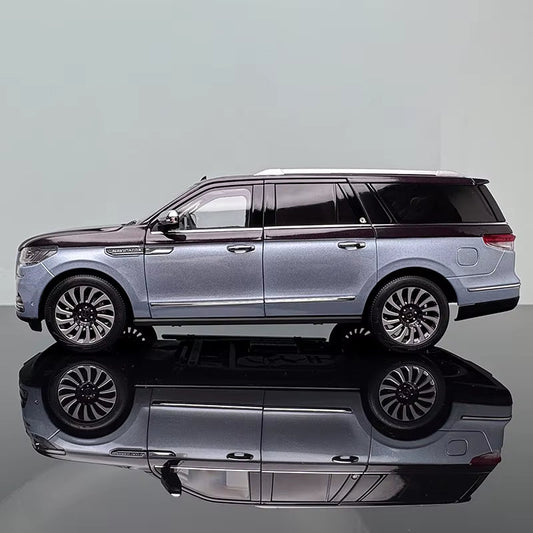 Original Car Model Navigator 1:18 Alloy Simulation Car Model Navigator