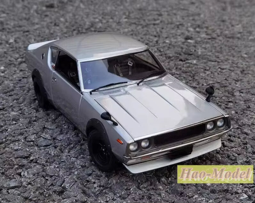 Kyosho 1:18 for Skyline 2000GT-R (KPGC110) Alloy Metal Diecast Car Model Ornaments Boys Birthday Gifts Hobby Display Collection