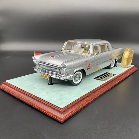 Century Dragon Original Car Model Hongqi CA72 Premium Car 1:18 Metal Simulation Car Model Collection Gift