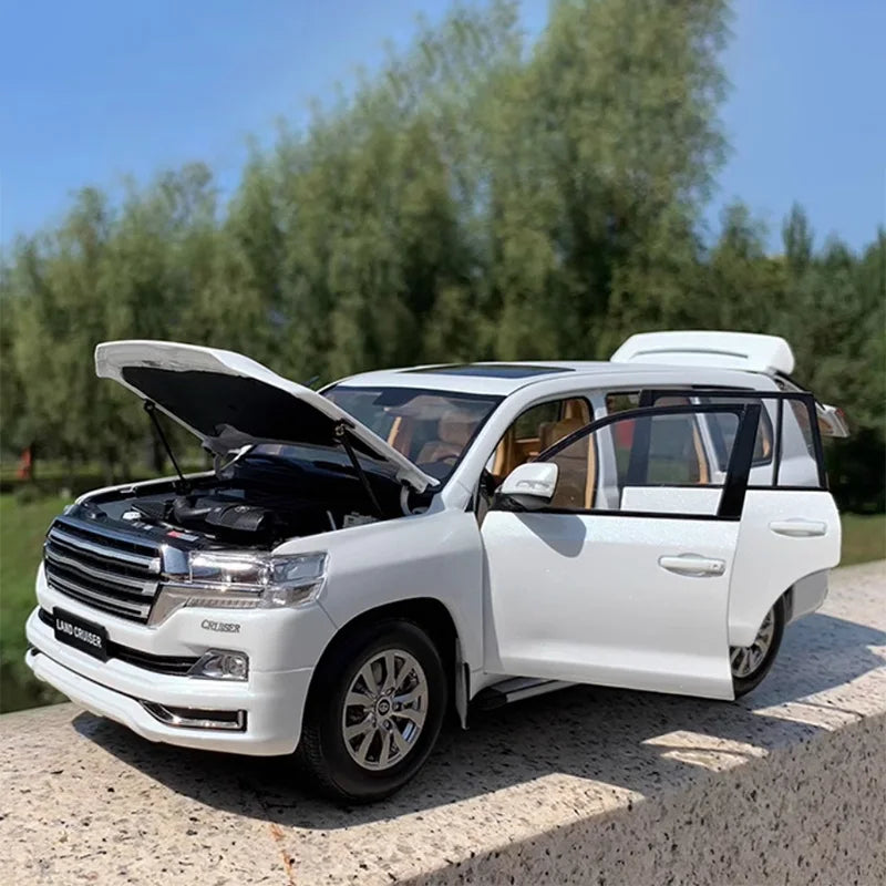 Kengfai Car Model Suitable for Kuluze LC200 Off-Road Vehicle Alloy Simulation 1:18 Car Model Collection