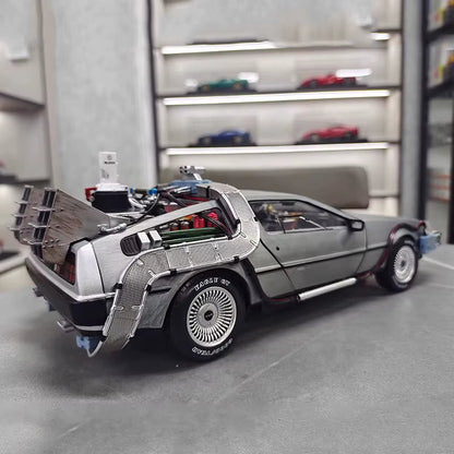 Ultra Fine Version 1:18 DMC Returns to the Top Player of the Future, Lighting Version Alloy Car Model