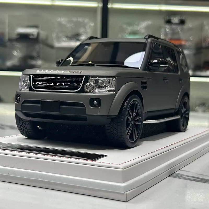 IVY Tailor 1/18 for Discovery 4 Limited Edition Resin Car Model