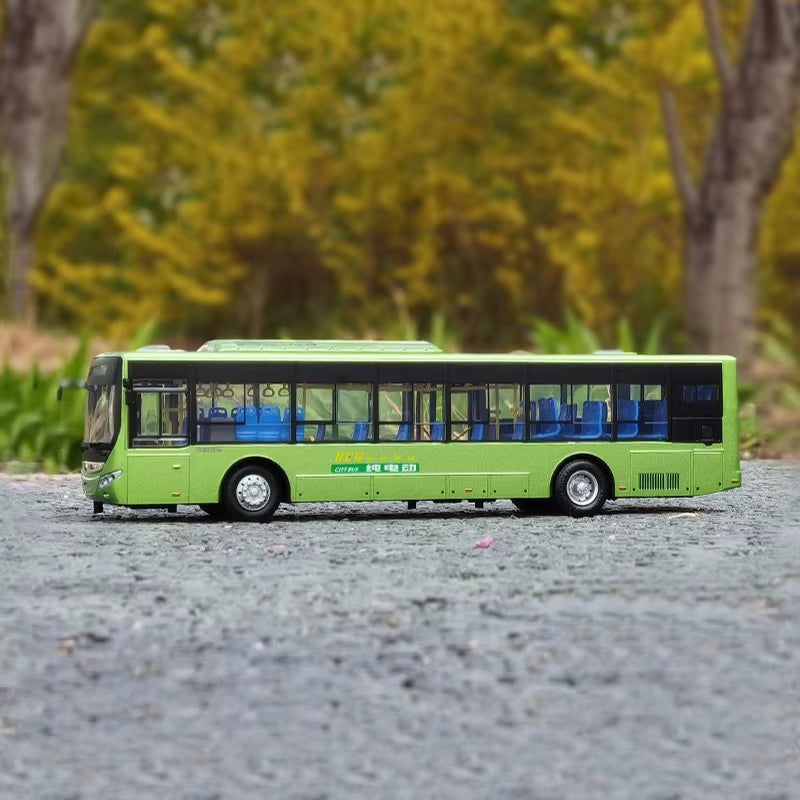 Original 1:42 Yutong Bus Bus Pure Electric E12 Bus Car Model Alloy Car Model