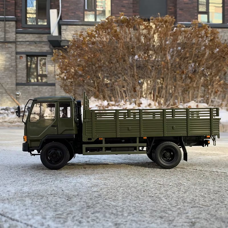 Century Dragon Original Factory Jiefang J3 Army Truck 1:24 Alloy Simulation Car Model Jiefang J3 Truck Model Collection