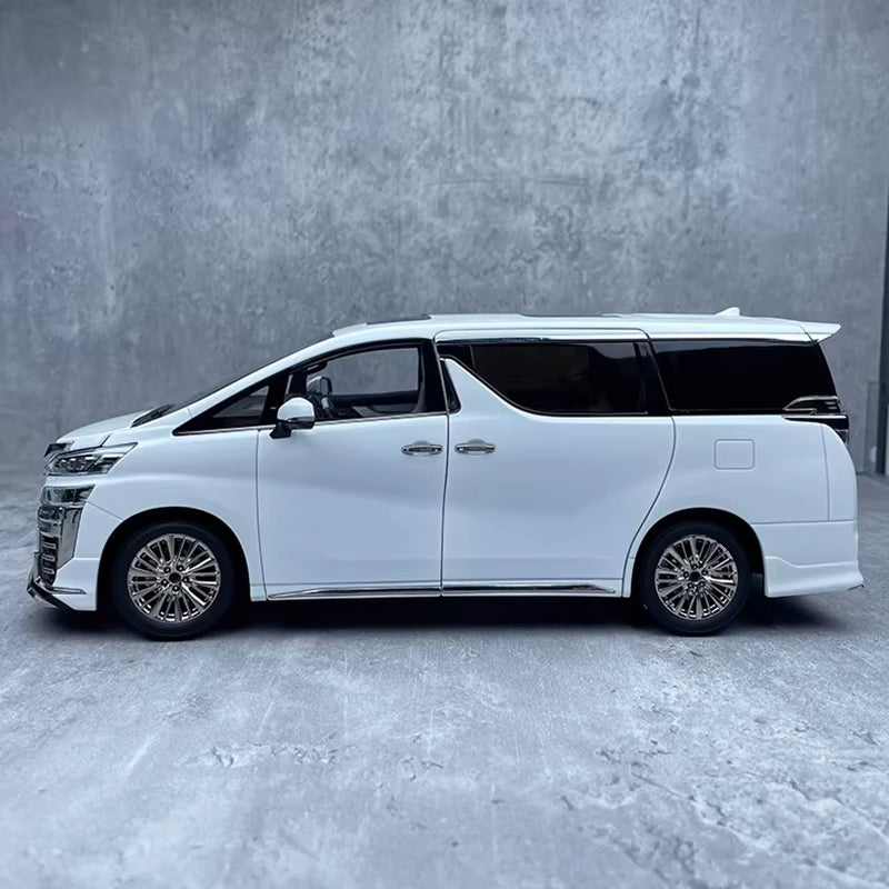 Kengfai 1:18 for Vellfire MPV Business Car Nanny Car Car Car Model Car Model Collection