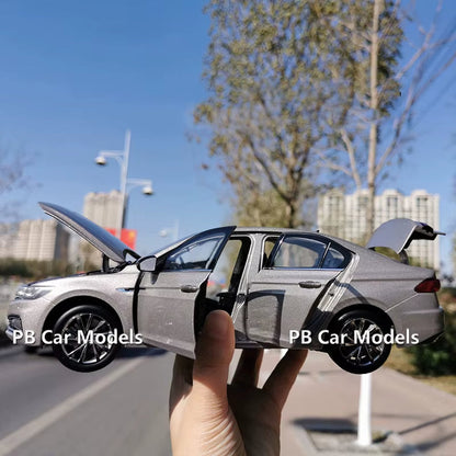 A Domestically Produced 2019 All-New Bora Sedan 1:18 Alloy Simulation Car Model