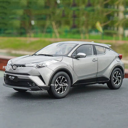 Original IZOA Alloy 1:18 Simulation Car Model Alloy Diecast Car Model+Small Gift