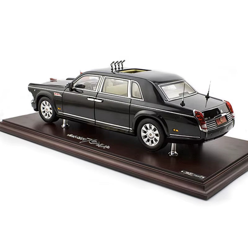 1: 24Th Century Dragon Hongqi Car Model Simulation Alloy Car Car Model Hongqi 70Th Anniversary Review Car Model