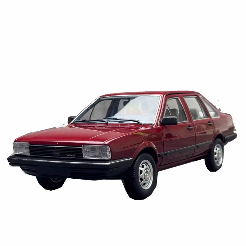 Original Factory 1:18 Shanghai Santana 1983 Pusan Passat B2 Alloy Car Model