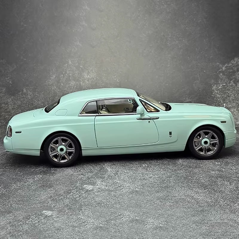 KYOSHO 1: 18 for Phantom Double Door Retro Sports Car Simulation Alloy Car Model