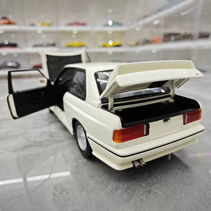 Minichamps 1:18 M3 E30 1987 Simulation Alloy Metal Car Model Collection Ornament