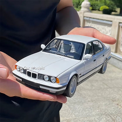 1988 535I E34 535 Minichamps Original Factory 1:18 5 Series Simulation Alloy Car Model