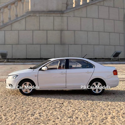 Original Vehicle Model 2013 NEWJETTA Alloy 1:18 Simulation Vehicle Model