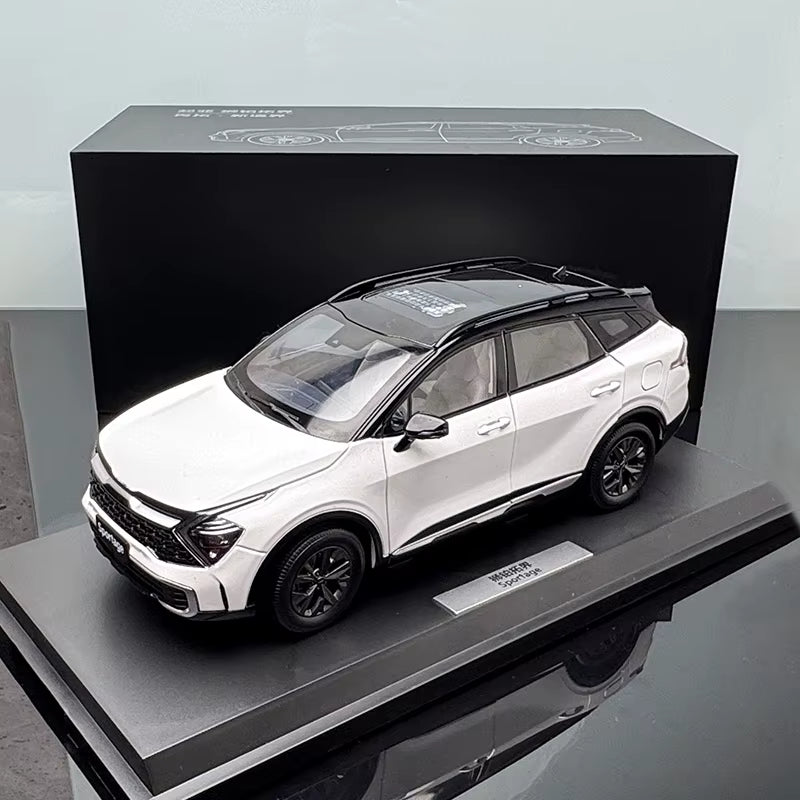 1: 18 Original Lion Platinum Tuojie Car Model Spirage Alloy Simulation Car Model