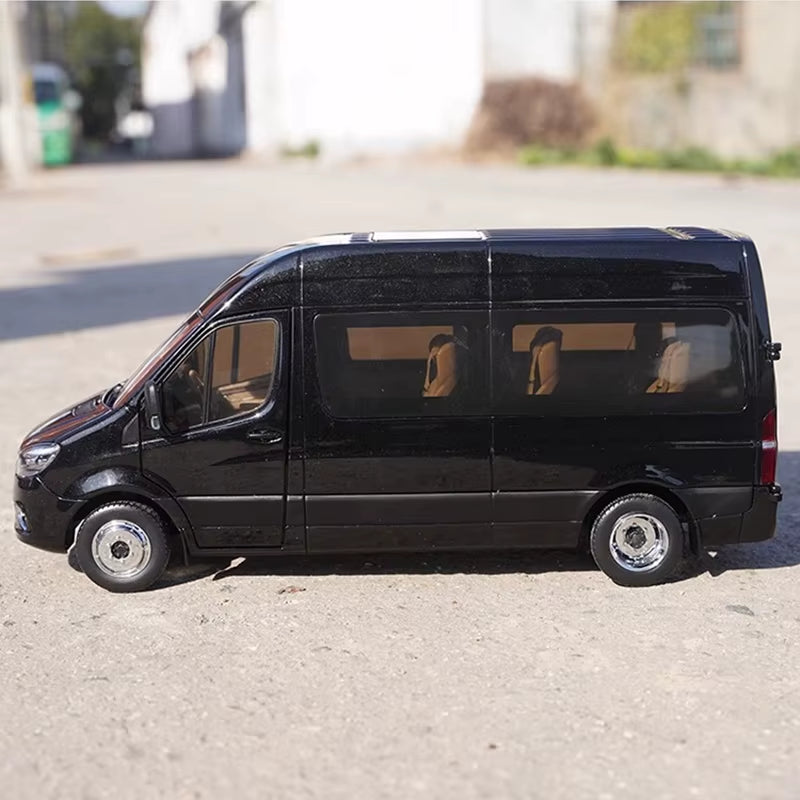 Original for Yutong Tianjun V6 Model 1:24 Business Vehicle Yutong Bus New Energy Commercial Vehicle Model