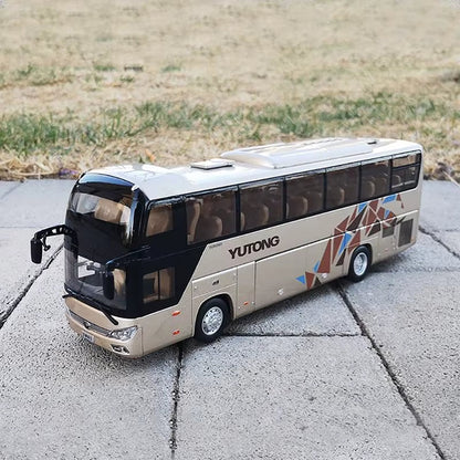 1: 42 Original Factory Yutong ZK6118HQY8Y Double Windshield Double Decker Touring Bus Model