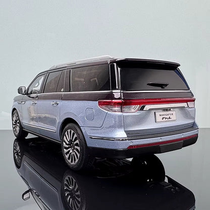 Original Car Model Navigator 1:18 Alloy Simulation Car Model Navigator