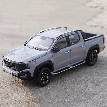 Original Forchangan Hunter Pickup Truck Model 1:18 2024 Extended Range Pickup Truck Alloy Simulation Car Model