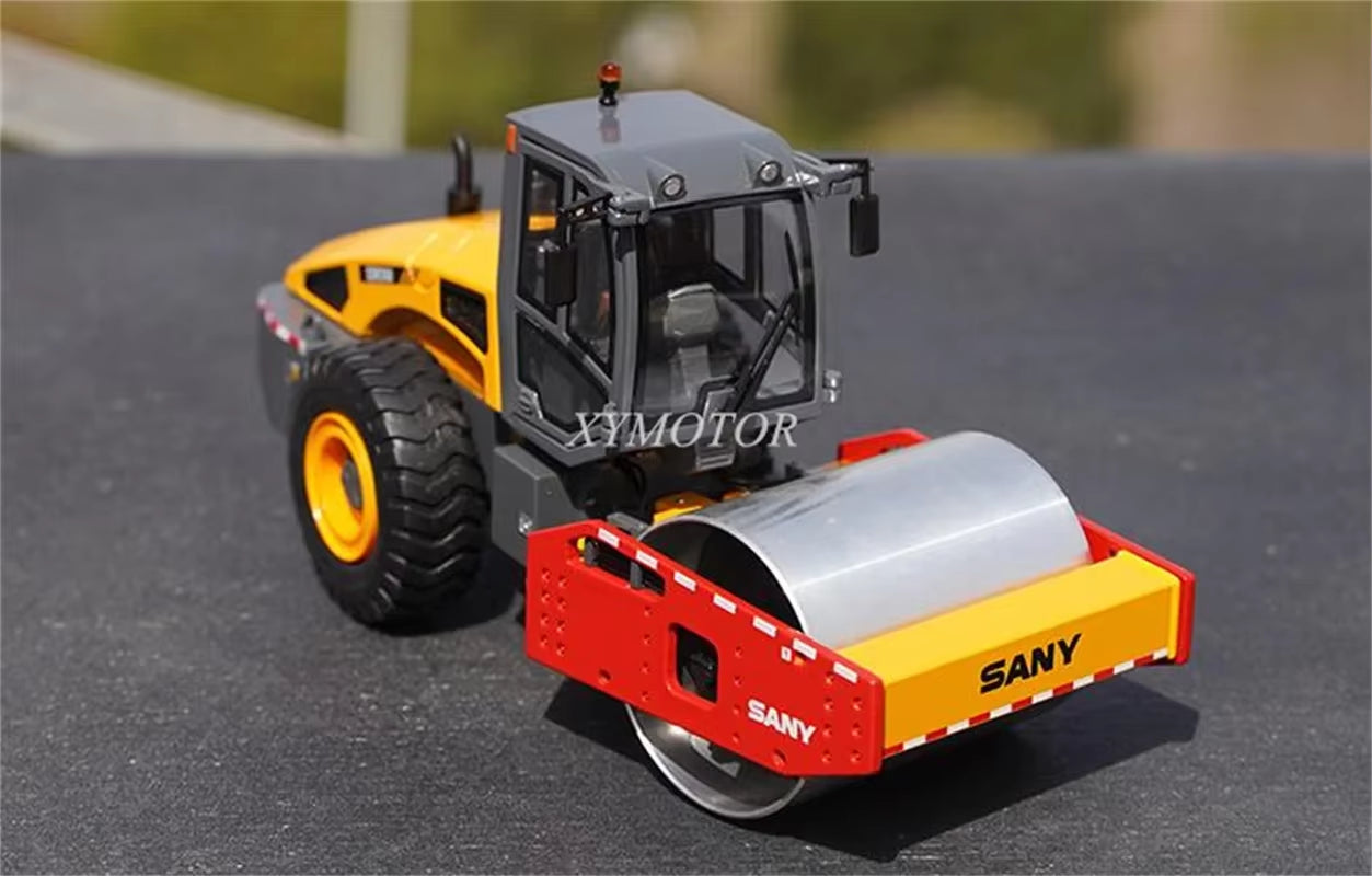 For SANY 1/35 SSR260 Single Drum Roller Metal Diecast Model Car Truck Kids Toys Girls Collection Ornaments Display